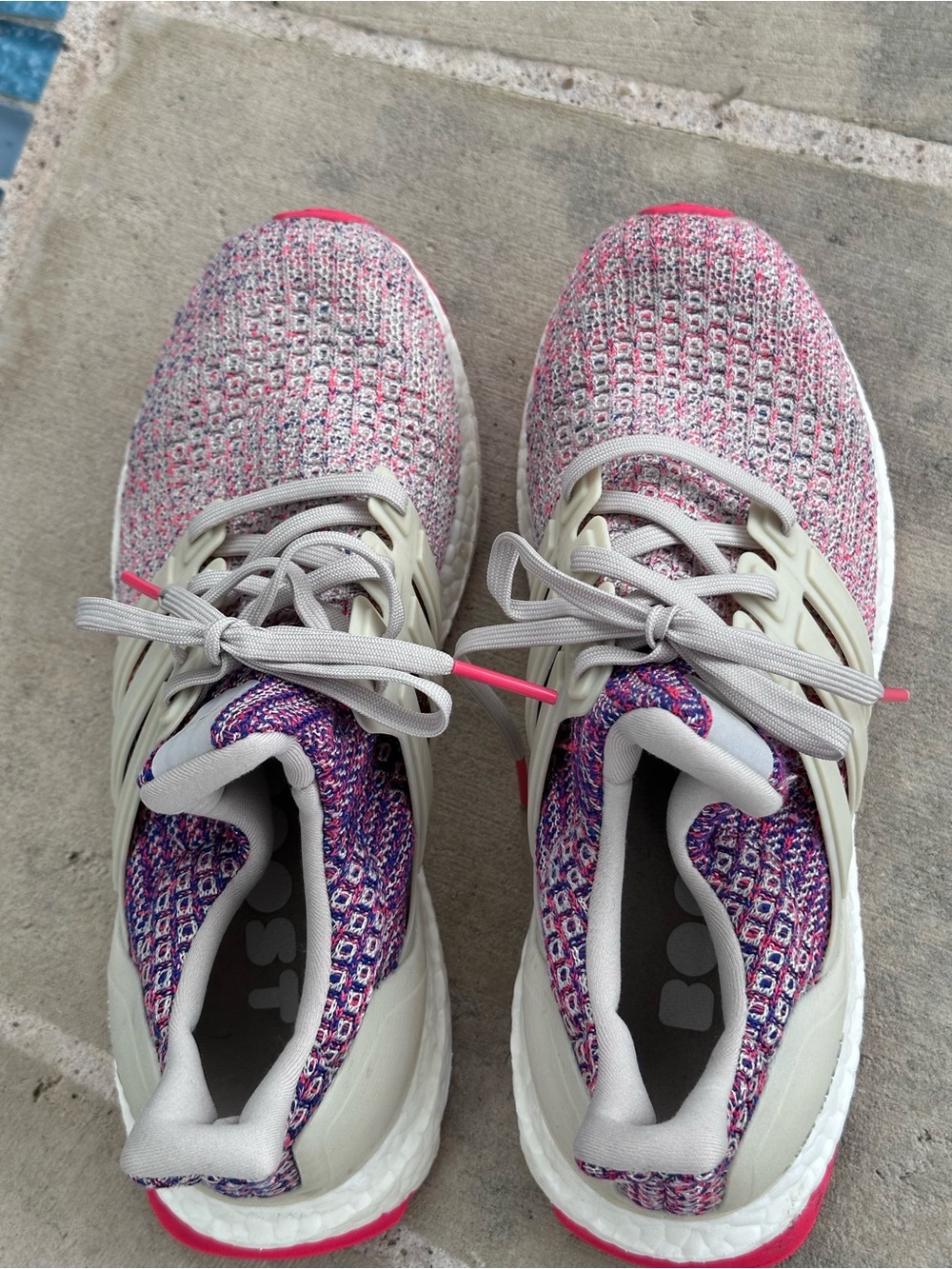 Adidas UltraBoost 4.0 Women’s Bliss red/blue Running Shoes